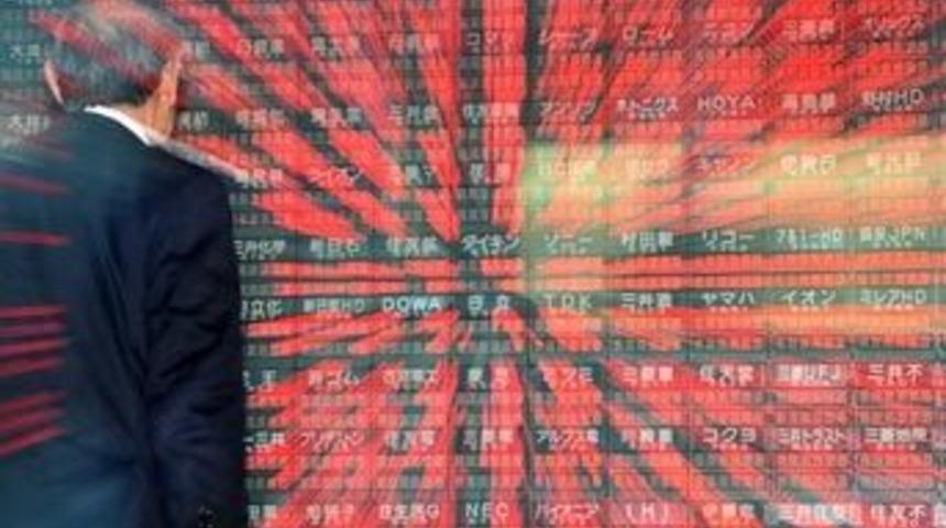 Piyasalar haftaya k&ouml;t&uuml; başladı