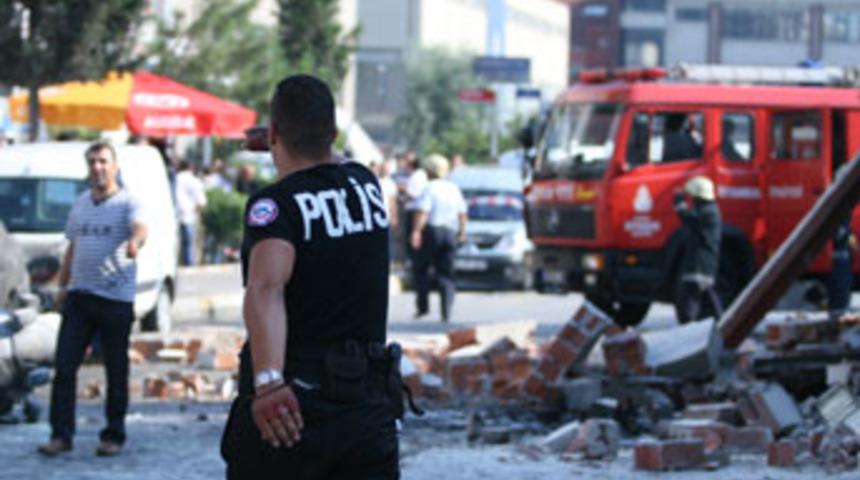 Merter'de trafo patladı: 1 &ouml;l&uuml;