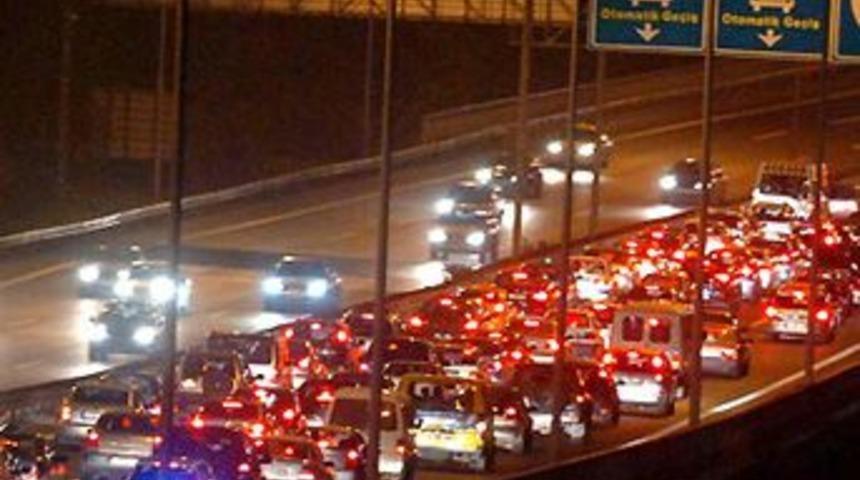 Bayramda otoyol ve k&ouml;pr&uuml;ler &uuml;cretsiz