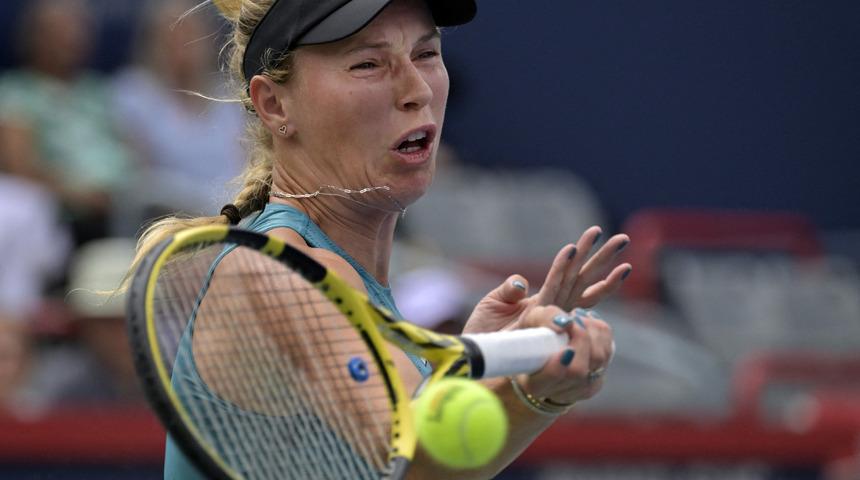 Caroline Wozniacki, kortlara galibiyetle döndü!