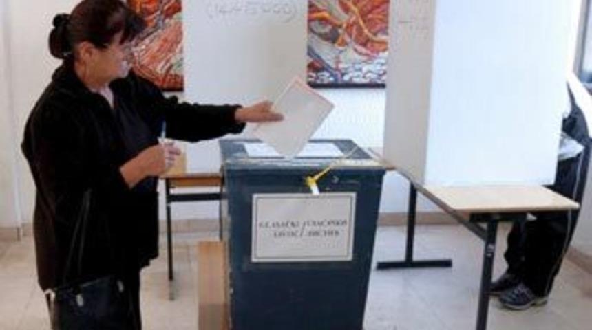 YSK, kadrosunu kuvvetlendiriyor