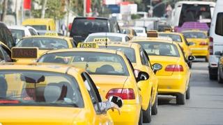 Taksciler 'kısa mesafe' yalanlarını tek tek anlattı: 'Tuvalete gitmem lazım' deyip arabadan iniyorlardı! 'Zamlardan sonra yolcu seçmiyoruz...'