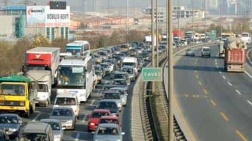 İstanbul trafiği i&ccedil;in meclis araştırması istendi