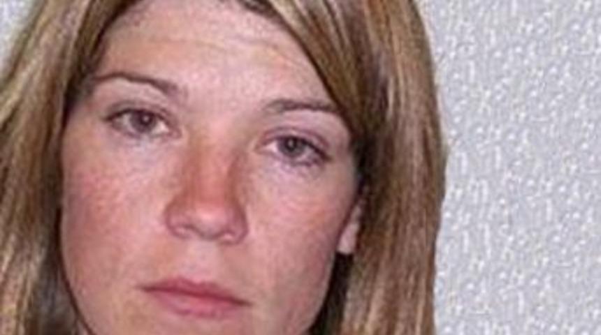 Babayı bırakıp oğluna ka&ccedil;tı