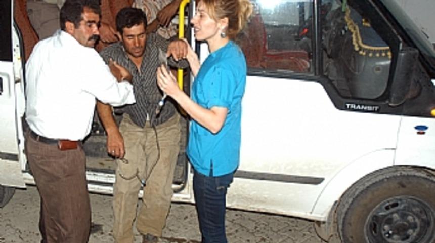 Van'da yıldırım &ccedil;arpması: 1 &ouml;l&uuml; 4 yaralı