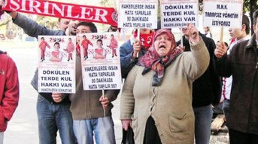 Samsunsporlu 'şirin anne'nin feci &ouml;l&uuml;m&uuml;