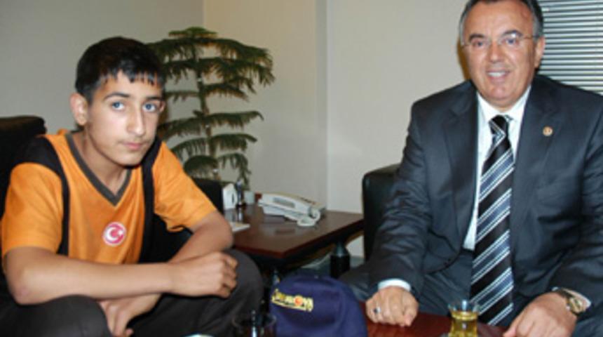 ABD Konsolosuna hesap sordu