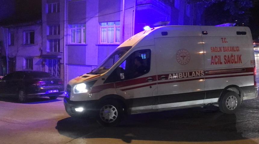 Bilecik'te bıçaklı kavgada 2 kişi yaralandı