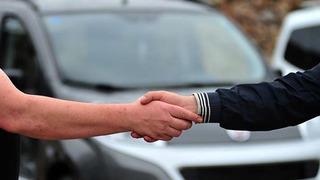 Otomobil alacaklar dikkat! Fırsatçılar boş durmuyor, yeni oyun: '200-300 bin TL fazlasını söylüyorlar'