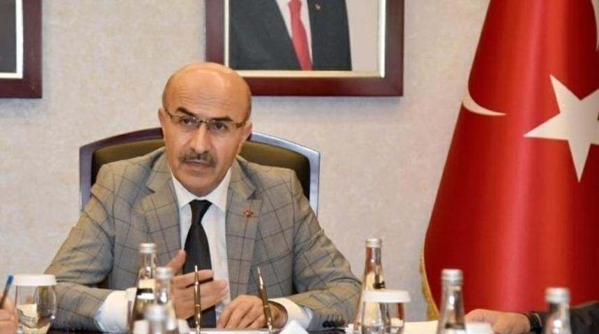 Mahmut Demirtaş kimdir, nereli ve kaç yaşında? Yeni Bursa Valisi Mahmut Demirtaş hangi görevlerde bulundu? 57 ilin valisi değişti