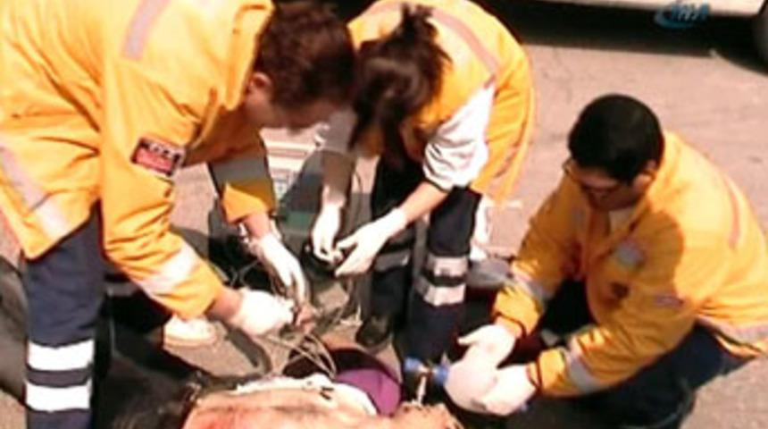 Cep telefonunu vermeyince &ouml;ld&uuml;r&uuml;ld&uuml;