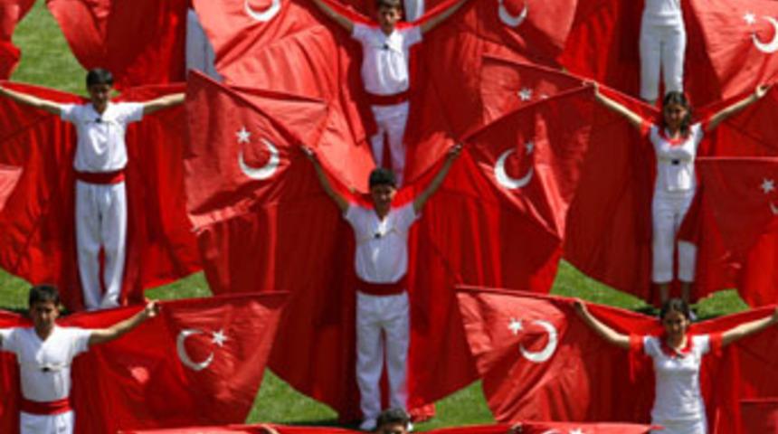 T&uuml;m yurtta 19 Mayıs coşkusu
