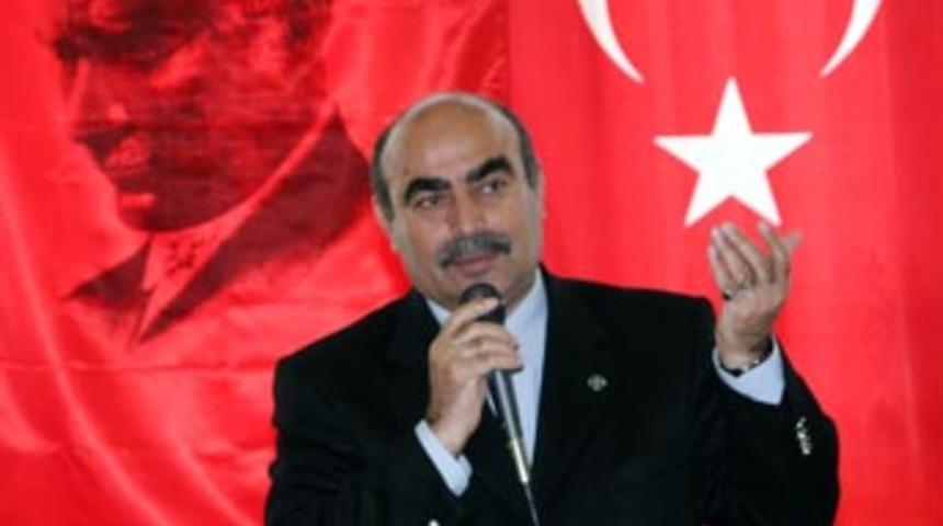 "&Ccedil;ekin elinizi &ouml;ğretmenin maaşından"