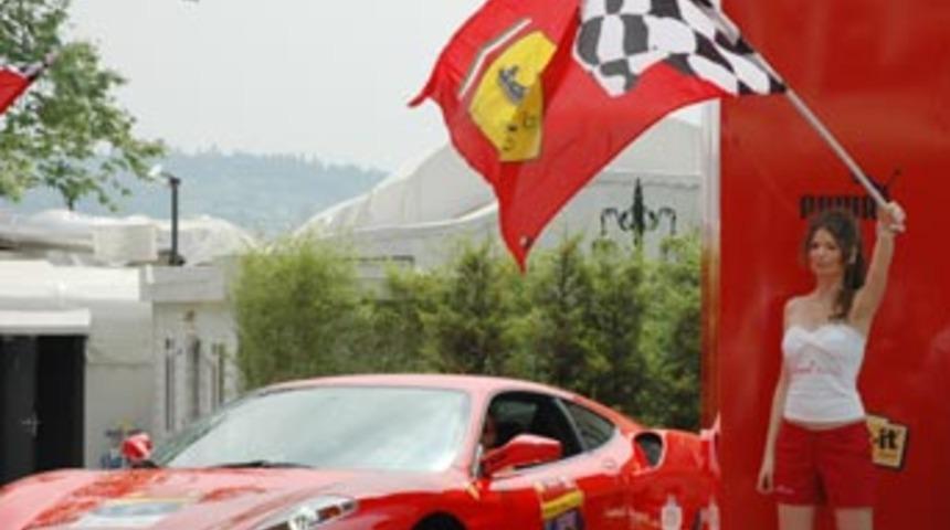 Ferrariler nefes kesti
