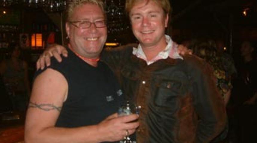 Kuşadası'nda gay partisi