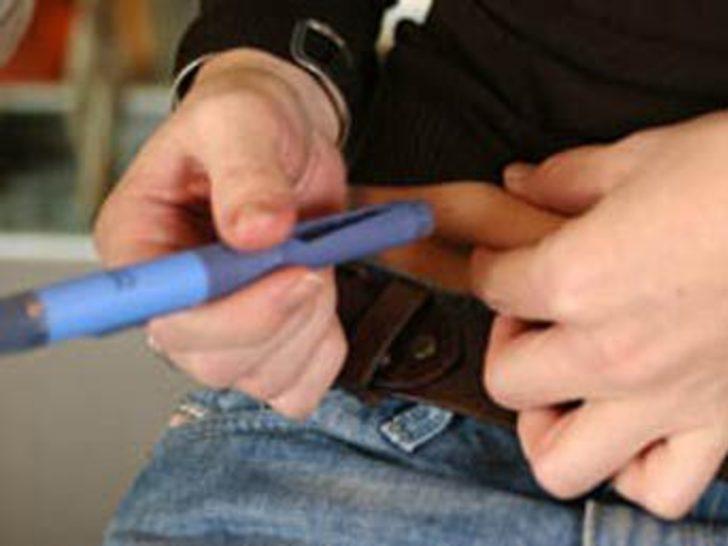 Введение инсулина шприц ручкой видео. Как вводить инсулин шприц-ручкой. Как пользоваться инсулиновой шприц ручкой видео. Как ставить инсулин шприц ручкой