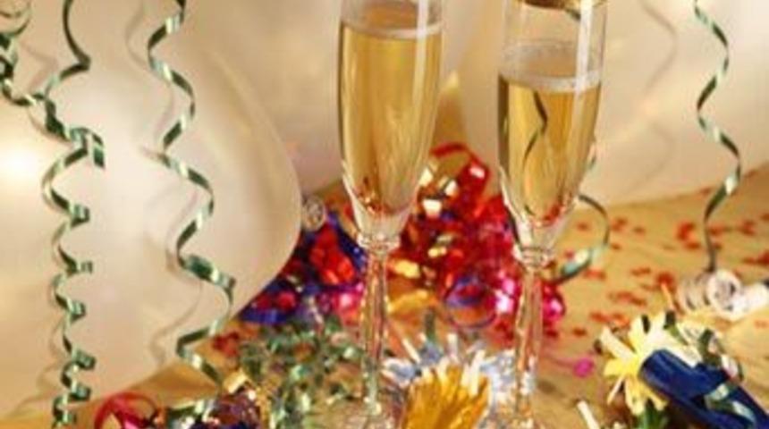 Mahalle baskısı Ankara Oteli'nde i&ccedil;kiyi kaldırıyor mu?