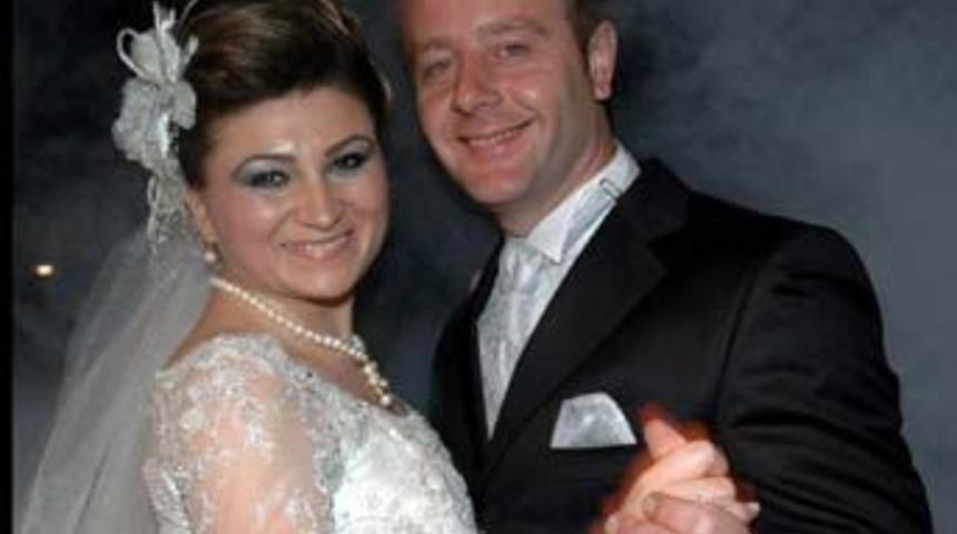 Balayı &ccedil;iftini bi&ccedil;ti ama kendini savundu