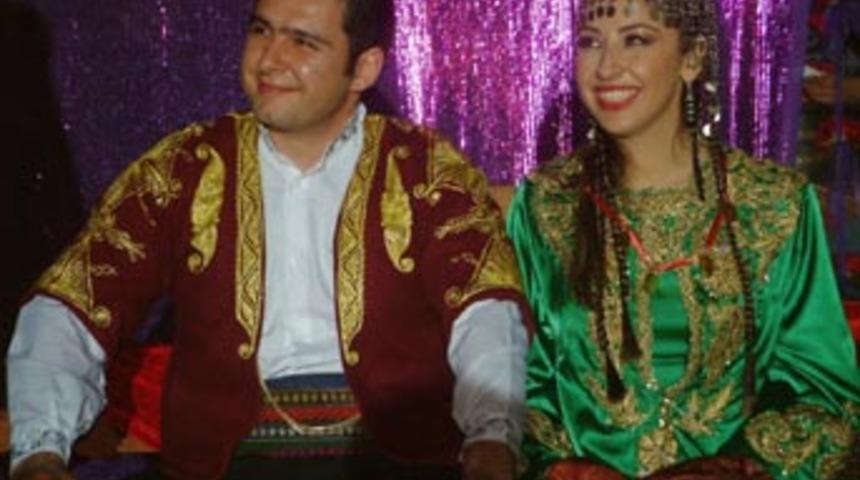 Padişah torununa Otağ'da kına gecesi