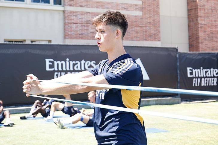 Arda Güler Ancelotti'yi şaşkına çevirdi! Tecrübeli çalıştırıcı idmanı iki kez durdurdu... G2