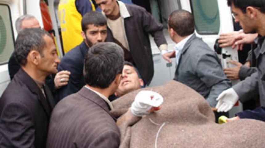 Y&uuml;ksekova'da kan davası protestosu