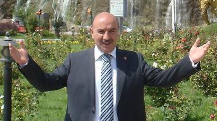 Turgut&nbsp;Altınok b&uuml;y&uuml;kşehire aday