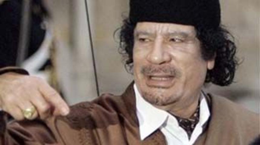 Kaddafi, Kremlin'in bah&ccedil;esine &ccedil;adır kurdu