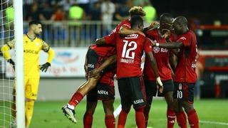 MAÇ SONUCU: Beşiktaş, Azerbaycan'da şov yaptı! Tur kapısı ardına kadar aralandı...