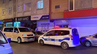 Küçükçekmece’de iş yerine silahlı saldırı: Ölü ve yaralı var