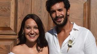 Gupse Özay ile Barış Arduç’un kızları ilk kez görüntülendi! Denizde keyifli anlar