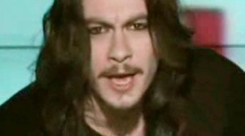 Barış'ın alb&uuml;m&uuml;ne rekor ilgi