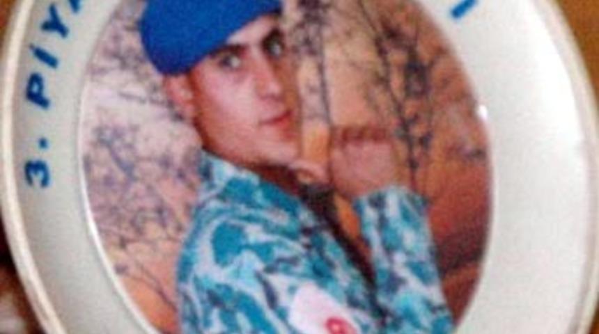 Bebeğini g&ouml;remeyen baba intihar mı etti?