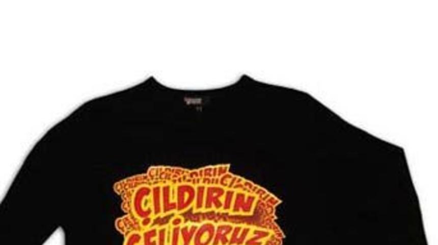 Galatasaray Store'da derbi ma&ccedil;a &ouml;zel tiş&ouml;rt satışta