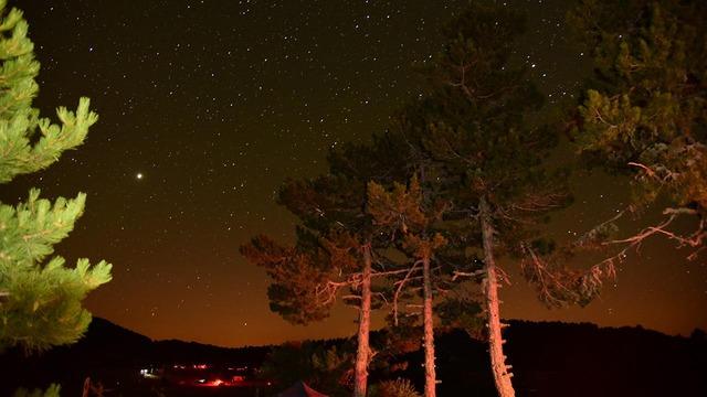 PERSEİD METEOR YAĞMURU TARİHİ VE SAATİ: Perseid göktaşı yağmuru ne zaman, saat kaçta, Türkiye'de nereden izlenir?