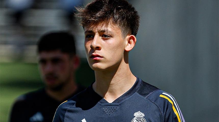 Real Madrid'den Arda Güler için resmi açıklama geldi! Ameliyat ve sahalardan uzak kalacağı tarih...