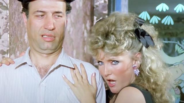 Tarzan Rıfkı'nın Melahat'ı Suna Yıldızoğlu son haliyle şaşırttı! Yeşilçam'ın sarışın güzeli yıllara meydan okudu 