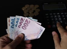 Maaşlara üçer aylık zam teklifine... Milyonlar merakla bekliyor! Memur-Sen paylaştı: Kira yardımı, bayram ikramiyesi...