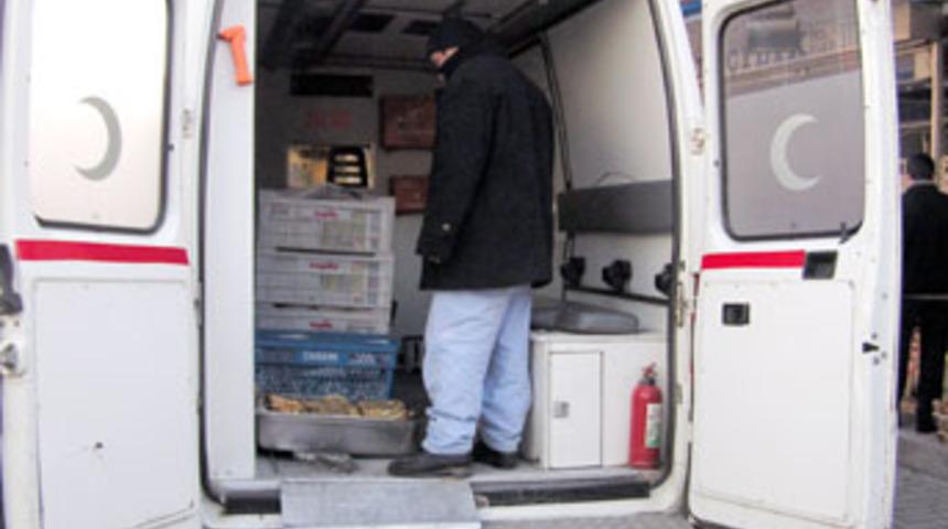 Kıymalı pideler ambulansla taşındı
