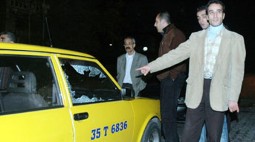 "Hastamız var" yalanıyla taksiciyi gaspettiler