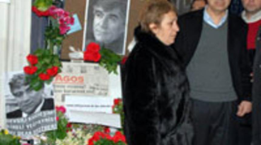 Orhan Pamuk: Onun &ouml;l&uuml;m&uuml;nden hepimiz sorumluyuz