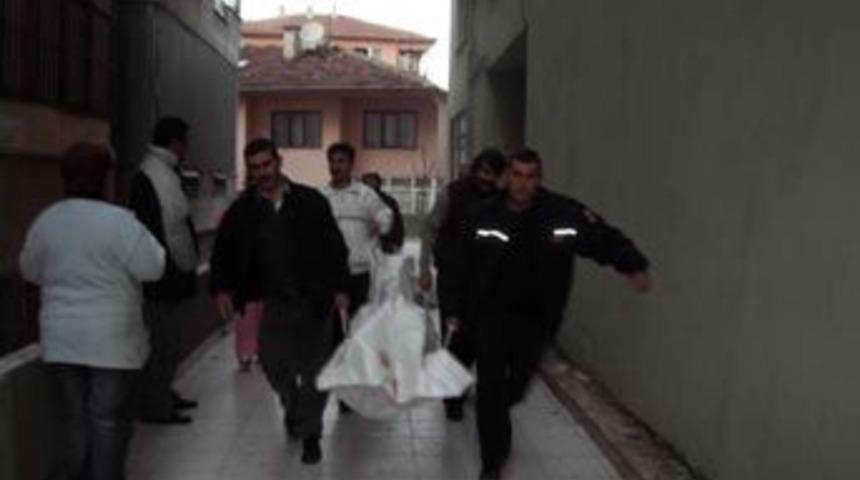 Diş hekimi yılbaşı gecesi vahşice &ouml;ld&uuml;r&uuml;ld&uuml;