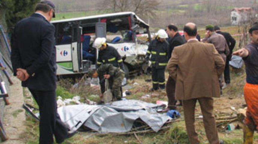 M&uuml;şteri servisi şarampole u&ccedil;tu: 4 &ouml;l&uuml;