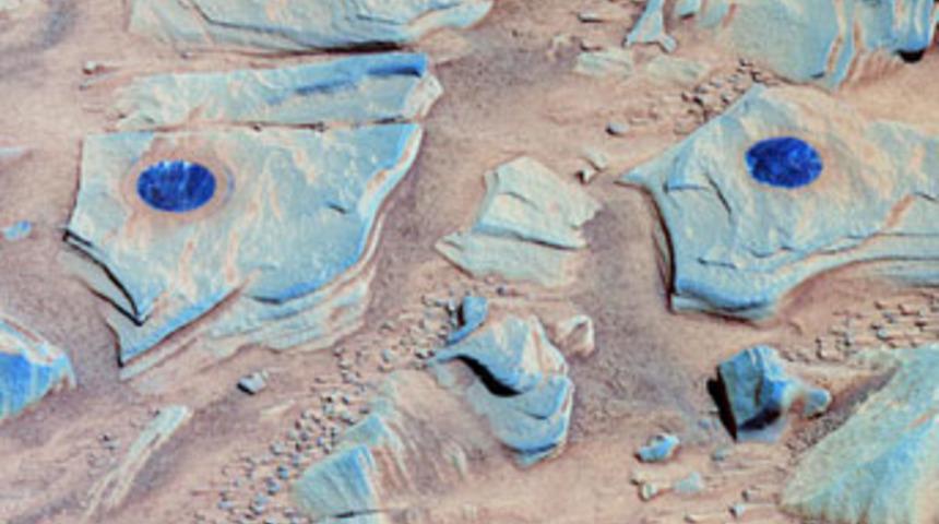 Mars'ın yeni fotoğraflarında su izi yok