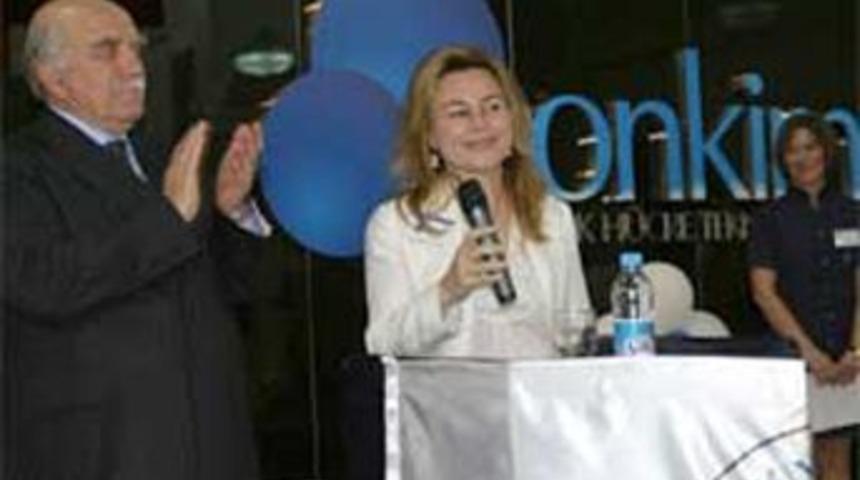 Onkim k&ouml;k h&uuml;cre hedef b&uuml;y&uuml;tt&uuml;