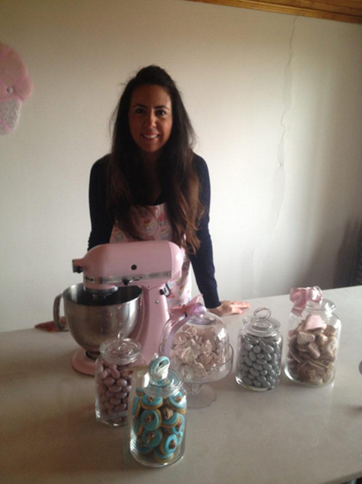 Sihirli Parmaklarda Sihirli Tatlar