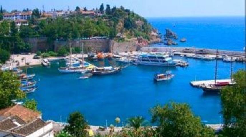 Bayram tatilinin g&ouml;zdesi Antalya