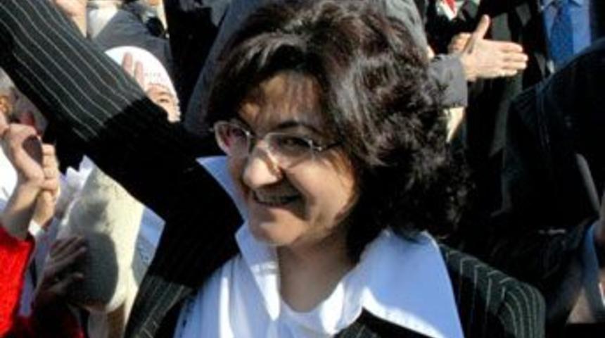 Ayna: PKK'ya ter&ouml;r &ouml;rg&uuml;t&uuml; demiyoruz