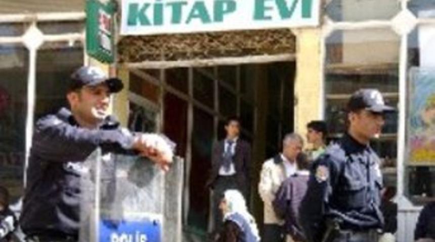 Umut Kitapevi sahibi Seferi Yılmaz'a 1 yıl hapis cezası