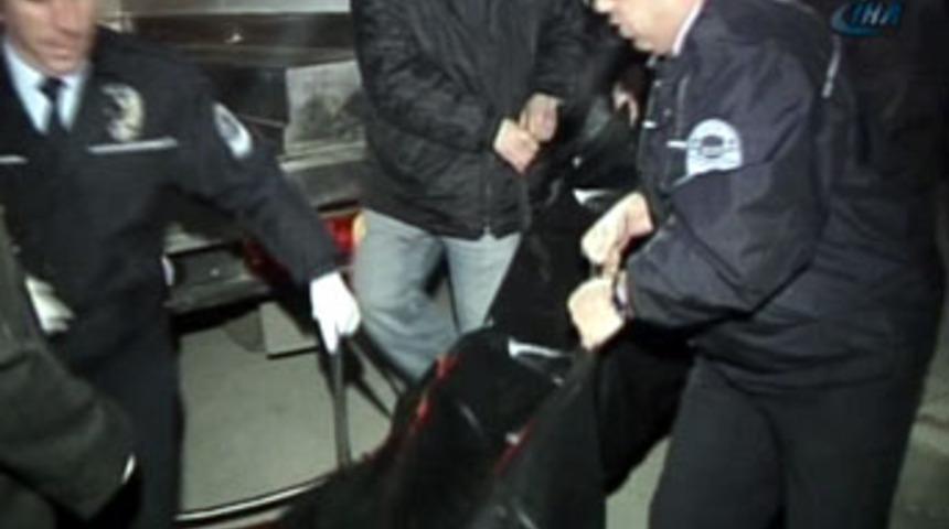 Uyuşturucu bağımlısı gen&ccedil;, babasını tek kurşunla &ouml;ld&uuml;rd&uuml;