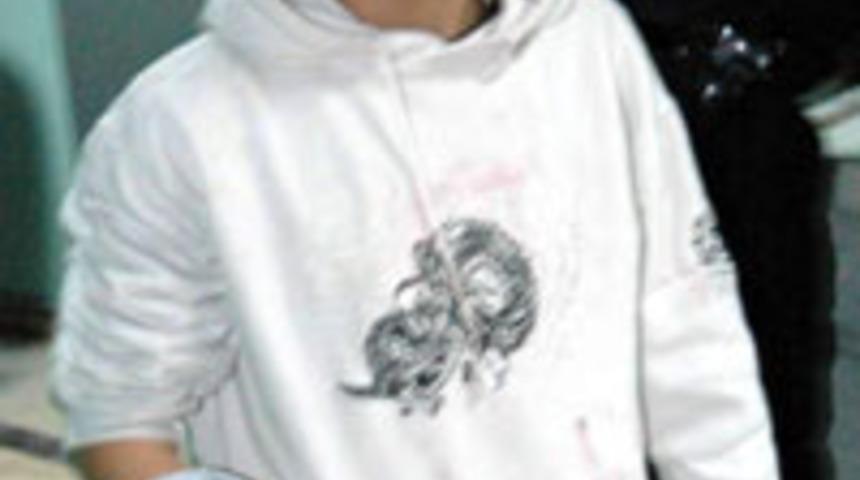 11 yaşındaki &ccedil;ocuğu bı&ccedil;akladılar